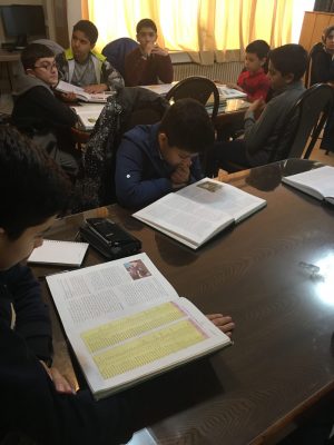 IMG_1044-300x400 سومين جلسه شوراى مشورتى نوجوانان فرهنگنامه در سال ١٣٩٧