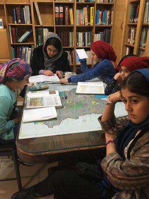 IMG_1045-300x400 سومين جلسه شوراى مشورتى نوجوانان فرهنگنامه در سال ١٣٩٧