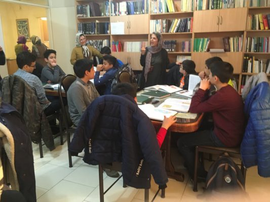 IMG_1051-533x400 سومين جلسه شوراى مشورتى نوجوانان فرهنگنامه در سال ١٣٩٧